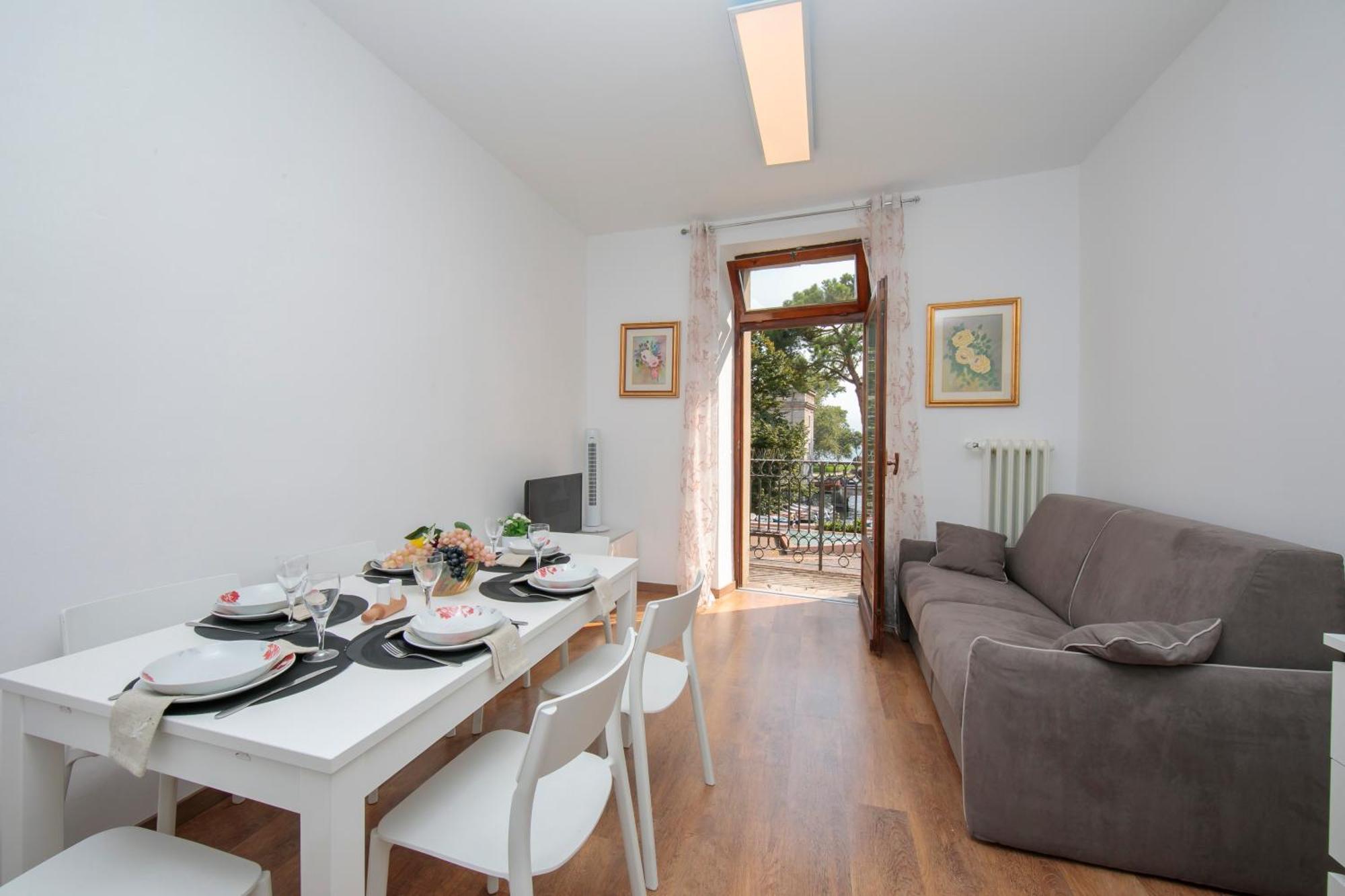 Residenza Rocca Del - Happy *